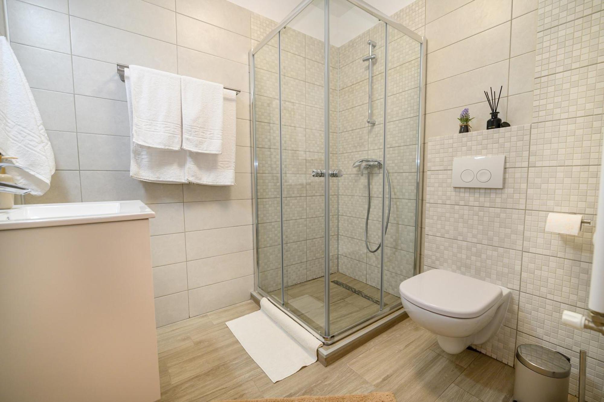 Black Pearl Loft Mamaia Ngoại thất bức ảnh